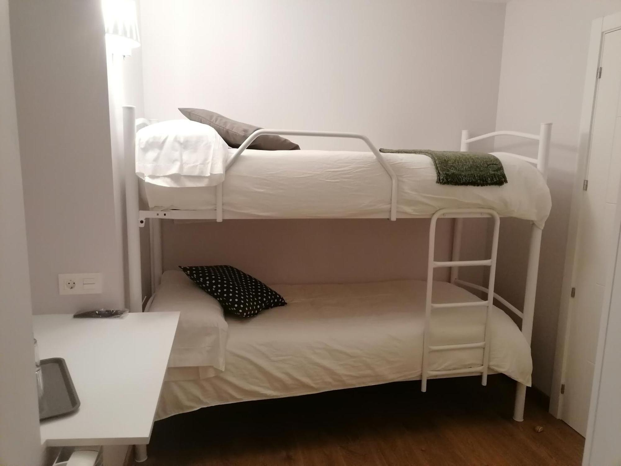 הוסטל Casa Perazancas At 34-49 מראה חיצוני תמונה